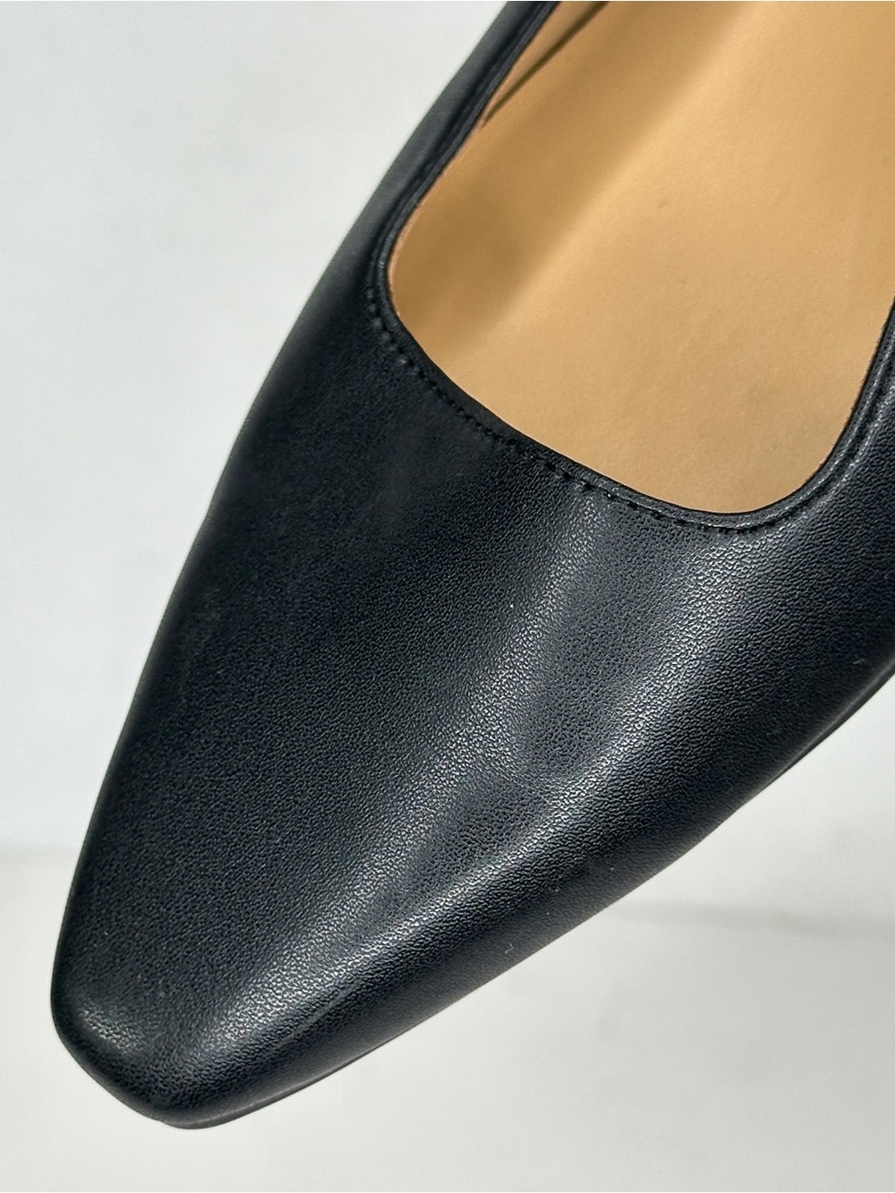 Naturalizer Ginger Black Slingback Shoes Pointed-Toe Low Heel Office
Sz 7.5 - Picture 6 of 9